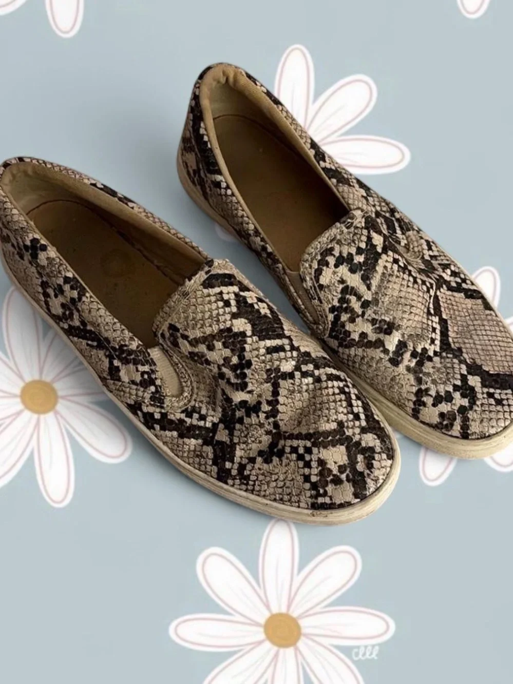 Old Navy Women's Espadrilles in Snake Print Beige and Black